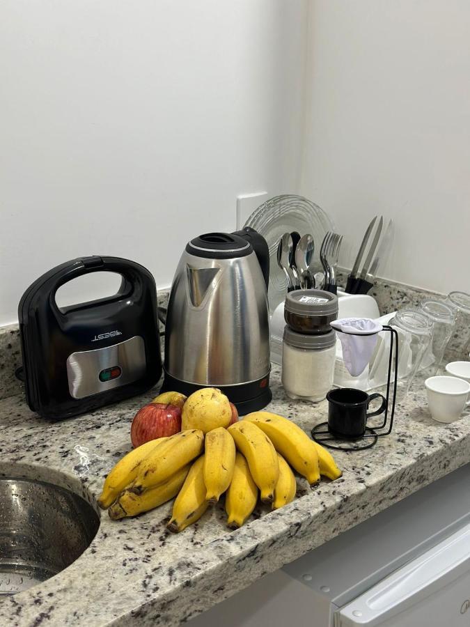 Suite Grega 5- Centro Da Vila Abraao Luaran gambar