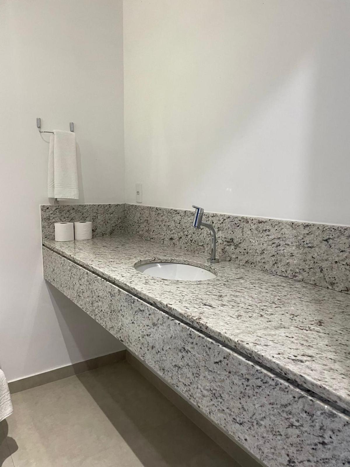 Suite Grega 5- Centro Da Vila Abraao Luaran gambar